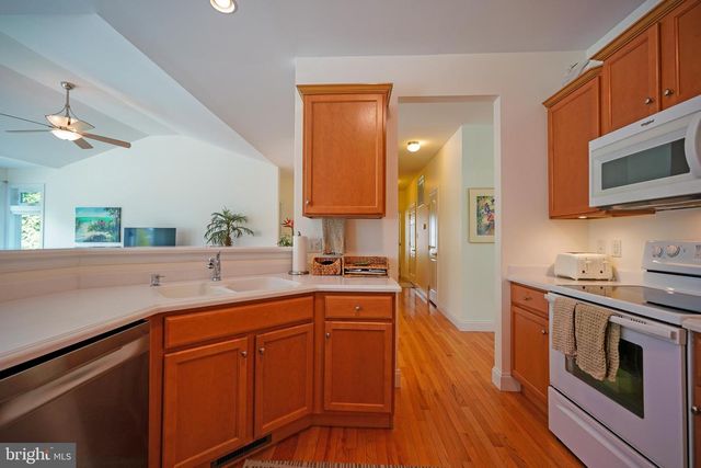 230 MARINA DR, Lewes, DE 19958