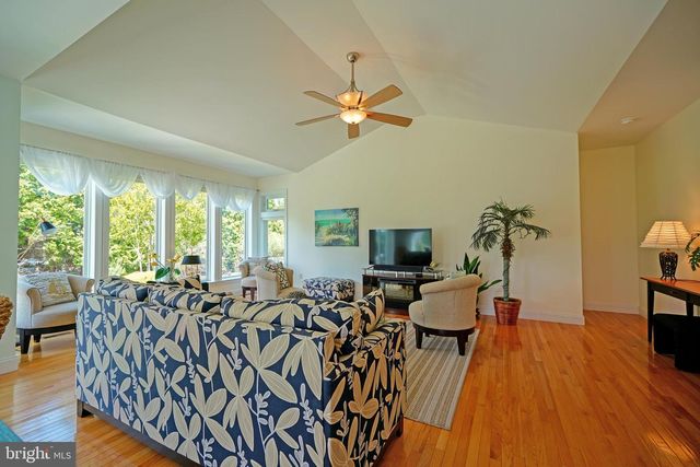230 MARINA DR, Lewes, DE 19958