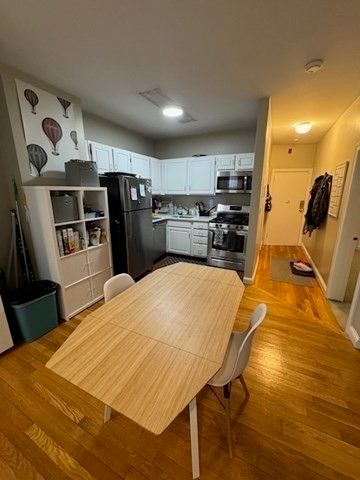 133 Saint Botolph St 2, Boston, MA 02115