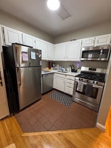 133 Saint Botolph St 2, Boston, MA 02115