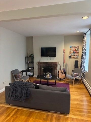 133 Saint Botolph St 2, Boston, MA 02115
