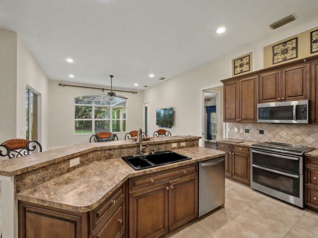 2650 SW Windship Way, Stuart, FL 34997