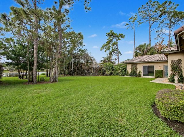 2650 SW Windship Way, Stuart, FL 34997