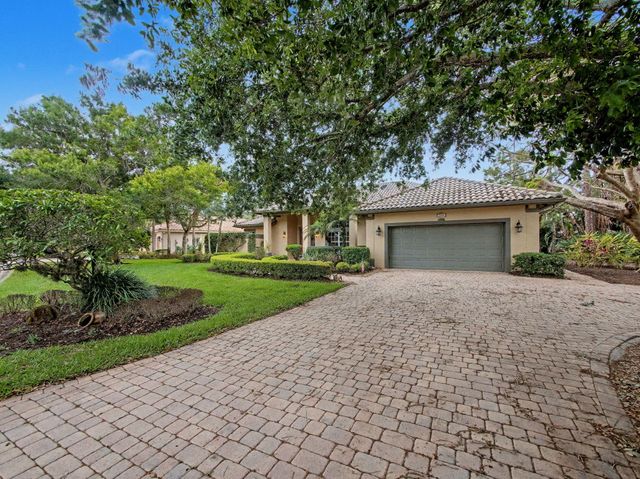 2650 SW Windship Way, Stuart, FL 34997