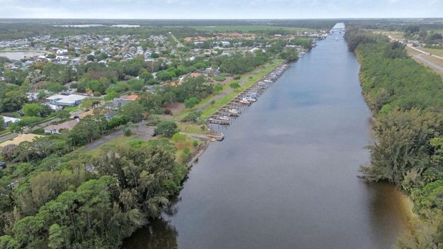 2650 SW Windship Way, Stuart, FL 34997