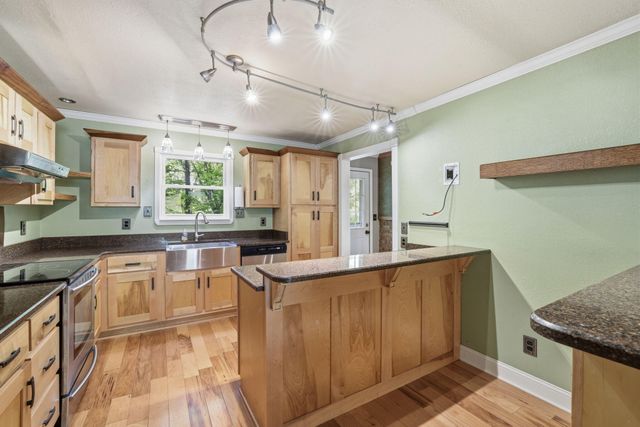 7720 Ridge Bay Drive, Hixson, TN 37343