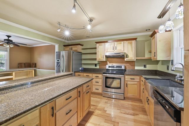 7720 Ridge Bay Drive, Hixson, TN 37343