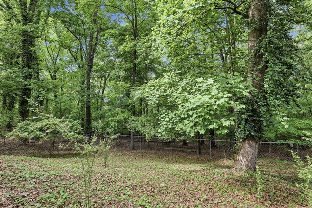 7720 Ridge Bay Drive, Hixson, TN 37343