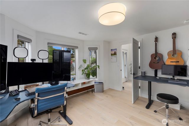 3402 196th Avenue Ct E, Lake Tapps, WA 98391