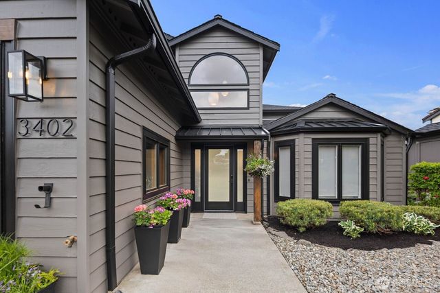 3402 196th Avenue Ct E, Lake Tapps, WA 98391