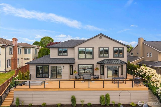 3402 196th Avenue Ct E, Lake Tapps, WA 98391