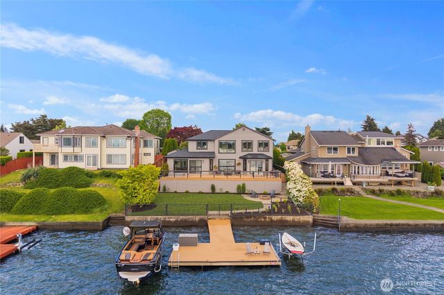 3402 196th Avenue Ct E, Lake Tapps, WA 98391