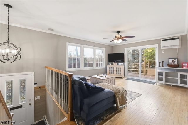 79 Truman Blvd, Oakland Boro, NJ 07436