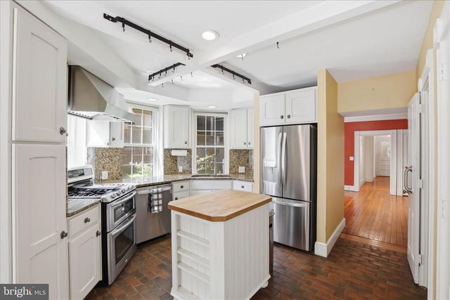 119 S DUKE ST, Lancaster, PA 17602