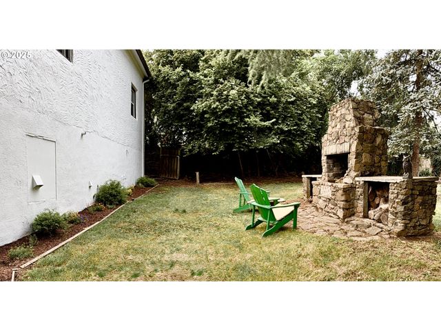632 Sw UTAH St, Camas, WA 98607