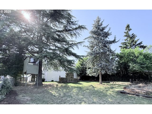 632 Sw UTAH St, Camas, WA 98607
