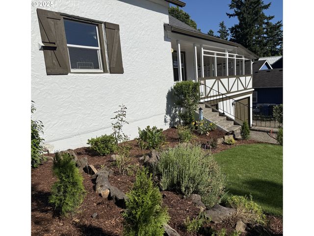 632 Sw UTAH St, Camas, WA 98607