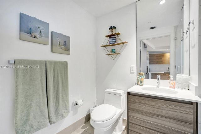 121 NE 34th St 1406A, Miami, FL 33137