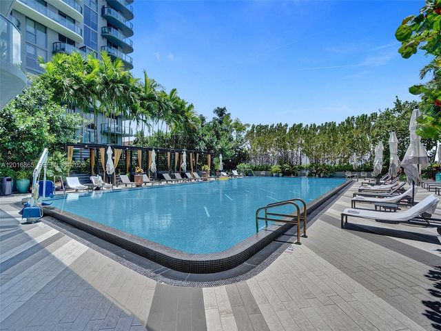 121 NE 34th St 1406A, Miami, FL 33137