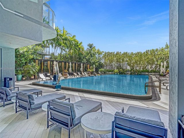 121 NE 34th St 1406A, Miami, FL 33137