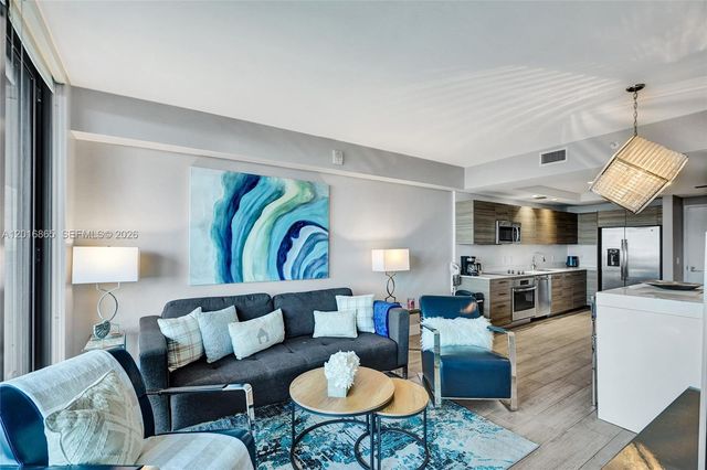 121 NE 34th St 1406A, Miami, FL 33137