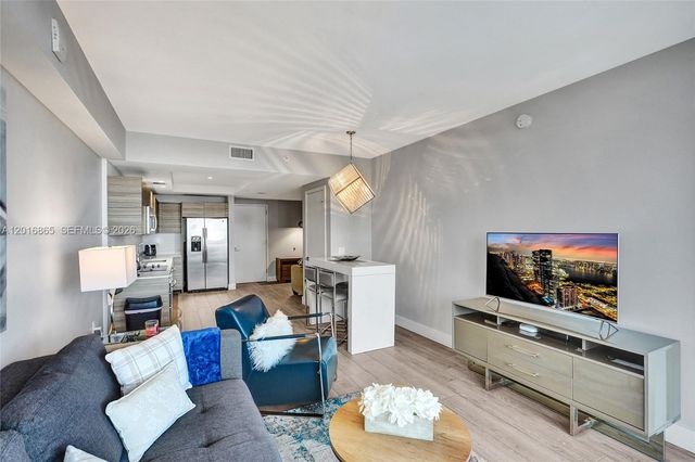 121 NE 34th St 1406A, Miami, FL 33137
