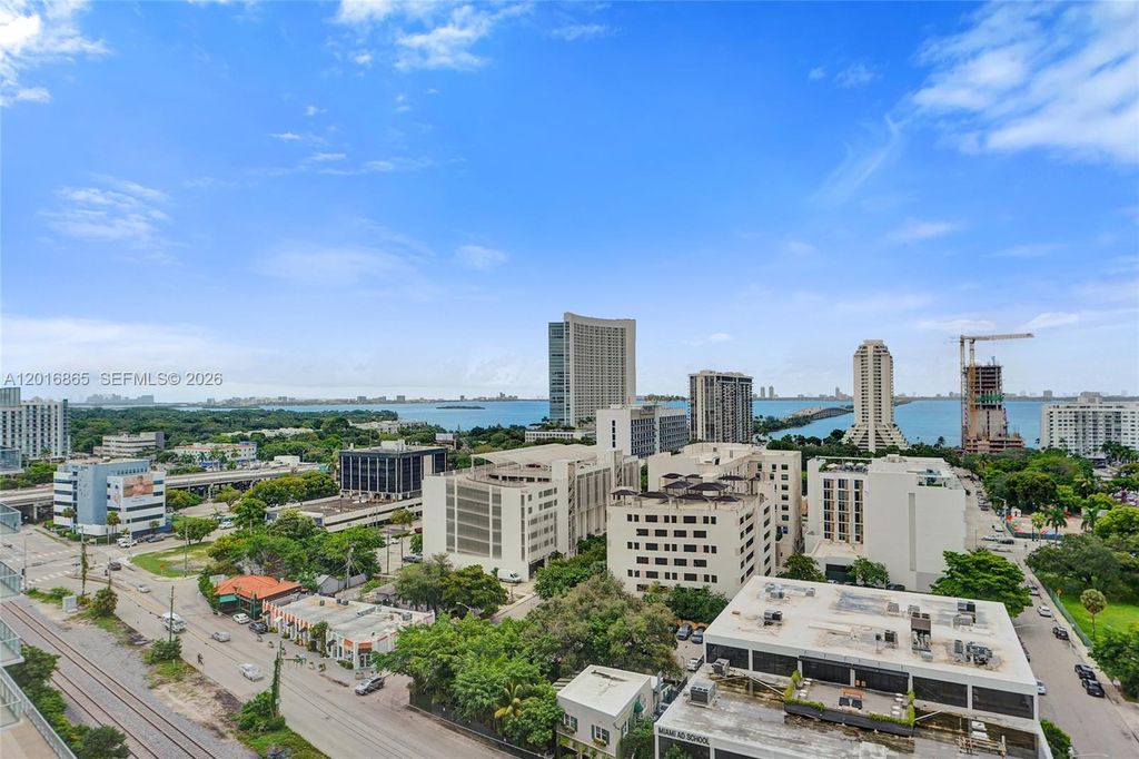 121 NE 34th St 1406A, Miami, FL 33137
