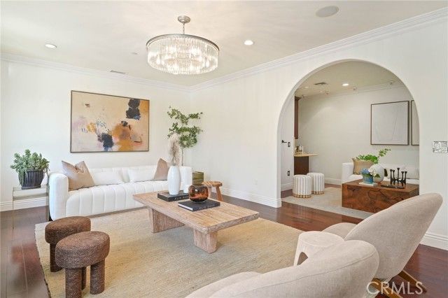 3115 Ellington, Los Angeles, CA 90068