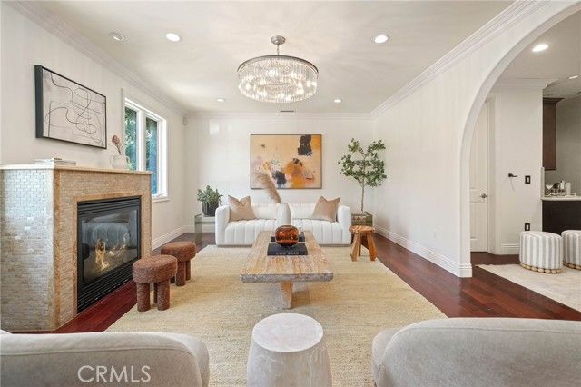 3115 Ellington, Los Angeles, CA 90068