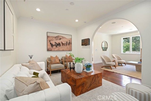 3115 Ellington, Los Angeles, CA 90068