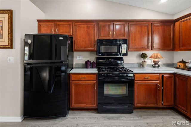 1229 Gladys Street, Collinsville, IL 62234