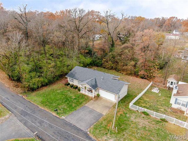 1229 Gladys Street, Collinsville, IL 62234