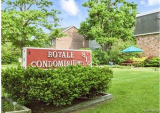 810 Holland Avenue 2, Port Huron, MI 48060