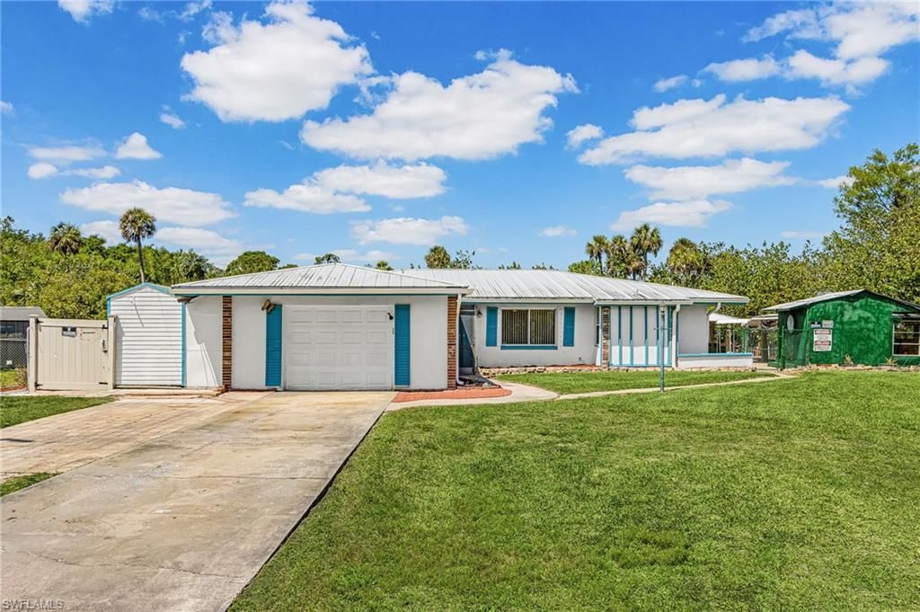 93 Glenmont DR W, NORTH FORT MYERS, FL 33917 — photo 2