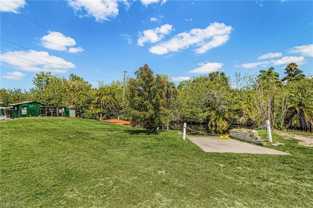 93 Glenmont DR W, NORTH FORT MYERS, FL 33917 — photo 5