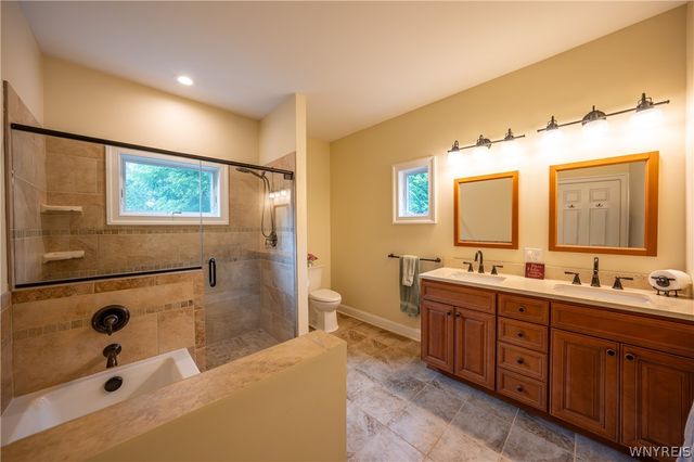 3792 Windover Drive, Hamburg, NY 14075