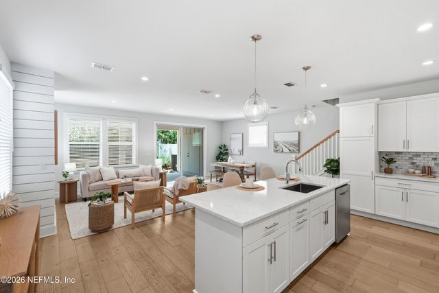 57 SHERRY Drive, Atlantic Beach, FL 32233