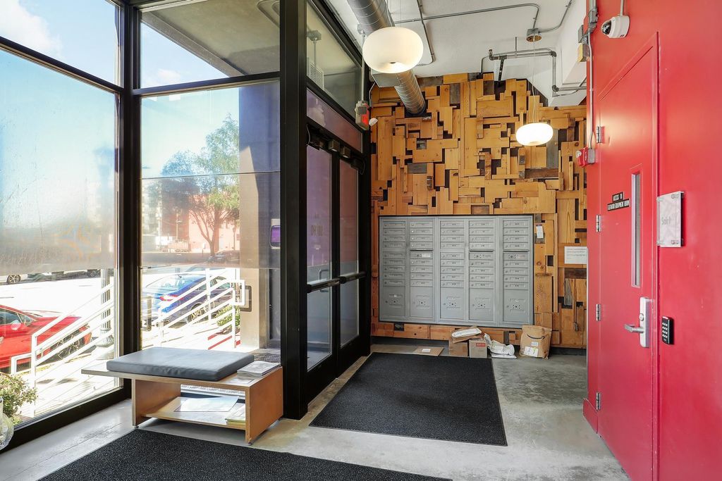 718 Washington Avenue N, Minneapolis, MN 55401 — photo 4