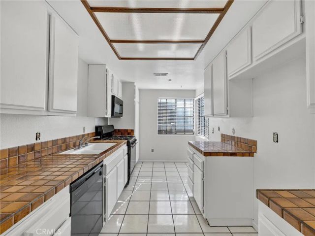 1419 W 179th 9, Gardena, CA 90248