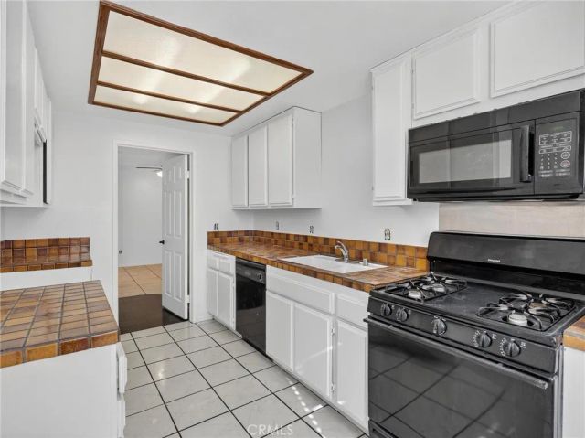 1419 W 179th 9, Gardena, CA 90248