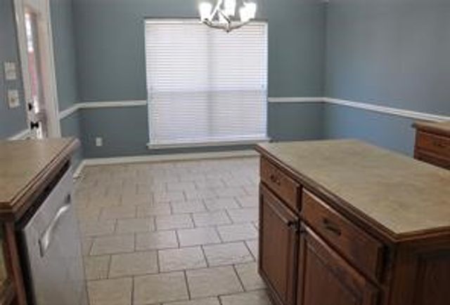 1104 Linda Drive, Joshua, TX 76058