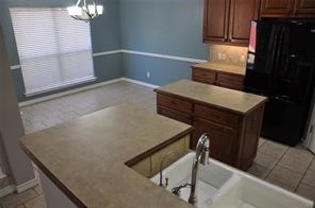 1104 Linda Drive, Joshua, TX 76058