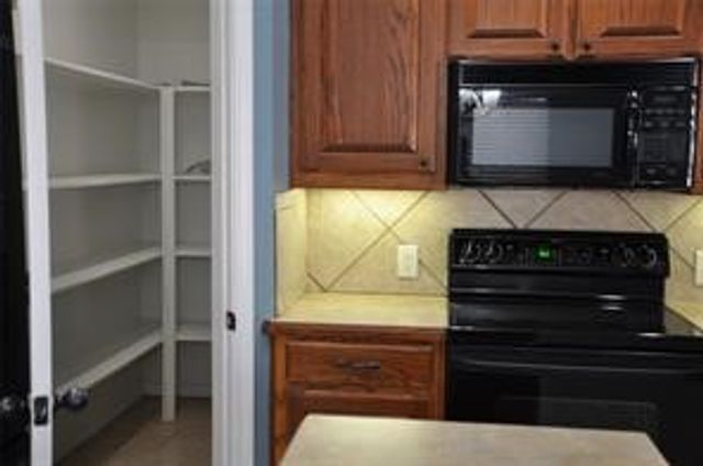 1104 Linda Drive, Joshua, TX 76058