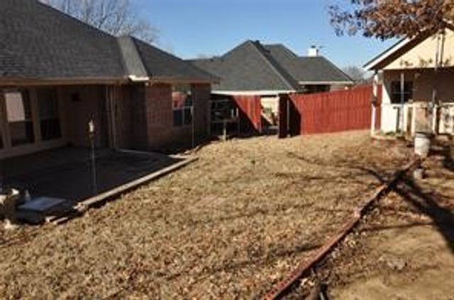 1104 Linda Drive, Joshua, TX 76058