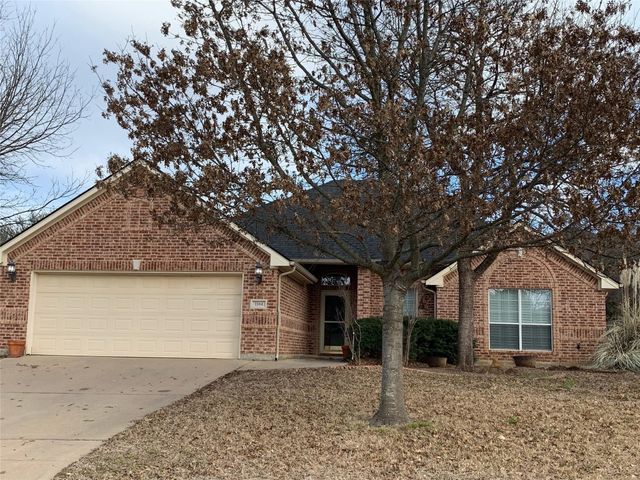 1104 Linda Drive, Joshua, TX 76058