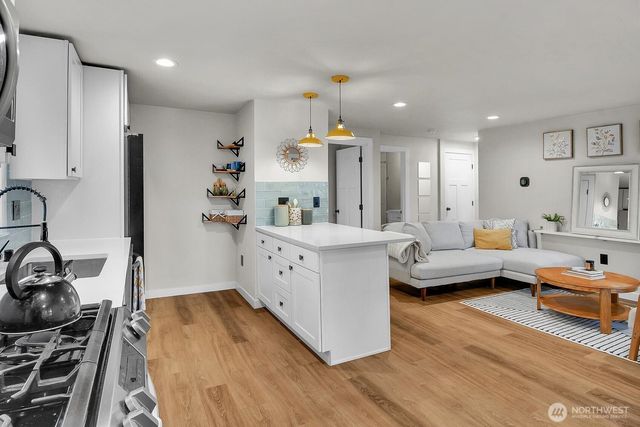 406 Prospect Avenue, Mukilteo, WA 98275