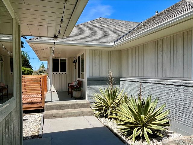 406 Prospect Avenue, Mukilteo, WA 98275