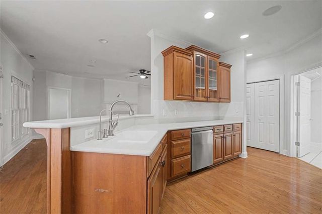 114 Vinings Way, Calhoun, GA 30701