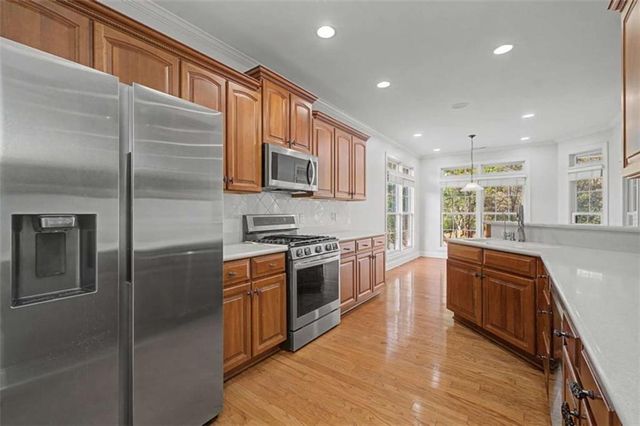 114 Vinings Way, Calhoun, GA 30701