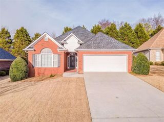 114 Vinings Way, Calhoun, GA 30701
